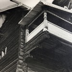 л. 12. Успенская церковь, г. Кондопога. 1949 г.(?) Вид на крыльцо снизу (после реставрации)