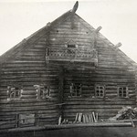 Л. 26. Общий вид дома, Заонежский р. 1947–1952 гг.