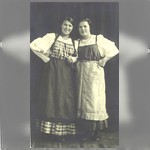 Сёстры Надежда и Мария Корниловы