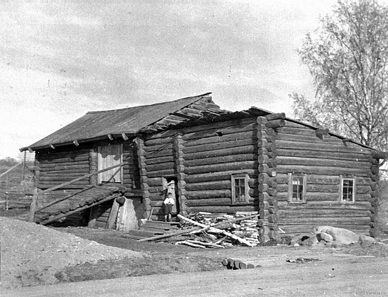 Дом в д.Терехово. 29.05.1944.