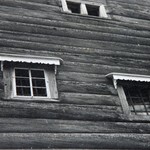 Л. 21. Успенская церковь, г. Кондопога. Новые наличники на окнах. 1948-1949 гг.