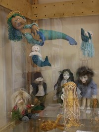  Конкурс кукол «Духи воды». Выставка детских творческих работ по итогам праздника в зале Детского музейного центра в г. Петрозаводске.