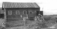 Дом Смирновых в д. Мальково (фото из семейного архива)