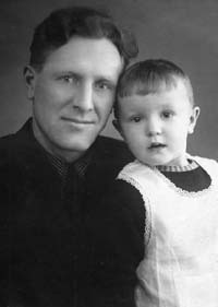 С отцом. 1954 г.