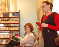 Н.С. Крылова, внучка В.Я. Евсеева (справа)