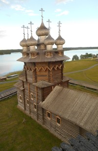 Покровская церковь. Вид с колокольни Кижского погоста. Северный фасад