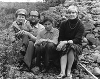 Семья Гущиных (снимок из семейного архива)