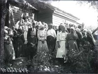 Рис. 26. Праздник св. Пантелеймона. Фото А. А. Беликова, 1927 г. (МАЭ).