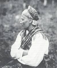 3. Молодая женщина в сороке. Северо–западная Карелия. Фото И.Инха. 1890-е гг.