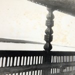 Л. 28. Фрагмент ограждения крыльца Преображенской церкви, о. Кижи. 1947–1952 гг.