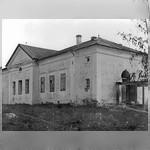 Кирпичное здание в бывшем Палеостровском монастыре. о.Палей. 13.06.1943.