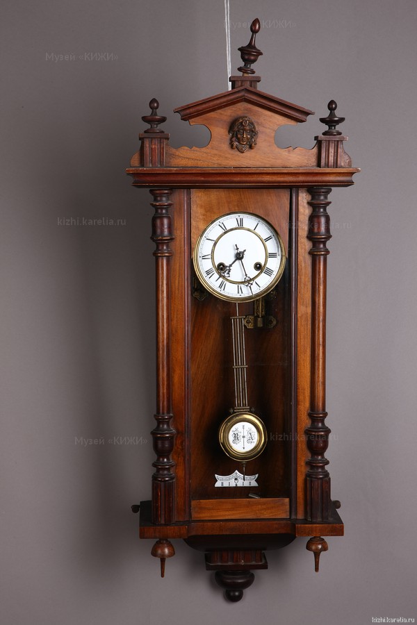 Часы настенные бытовые механические маятниковые с боем (Adler gong)