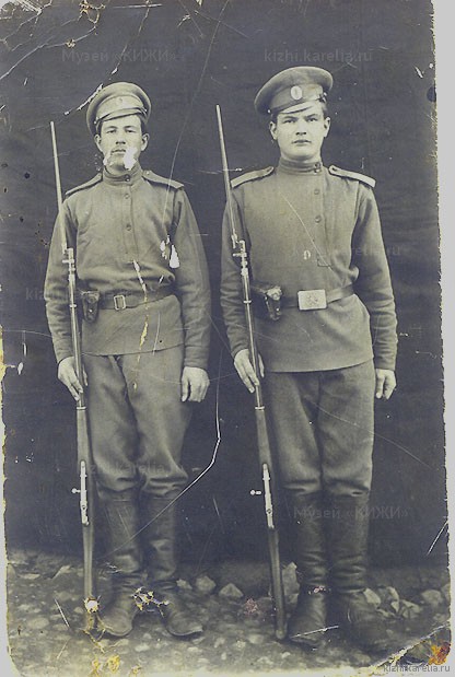 Солдаты Русской армии: Алексей Макарович Горин (справа) и Николай(?)