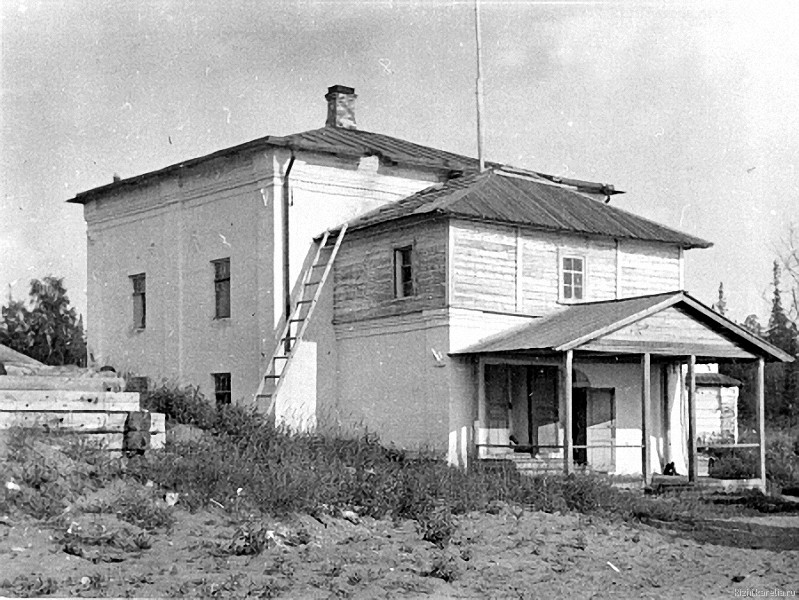 Здание церкви Елизаветы и Захария в бывш. Клименецком монастыре. 20.07.1943.
