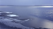 Первый лед на Онежском озере