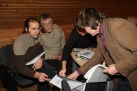 Эксперты с главным архитектором проекта Владимиром Рахмановым на подведении итогов
