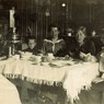 Чаепитие в семье священника П. И. Глазачёва.  1916 г.