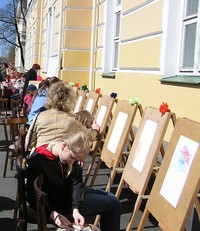 Площадка музея ИЗО на празднике «Кижи – мастерская детства — 2005» в Петрозаводске