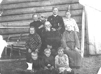 Кирик Гаврилович Рябинин с детьми и внуками