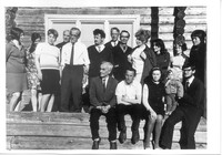 Группа сотрудников музея-заповедника «Кижи» с друзьями и родственниками. Май 1969 г.
