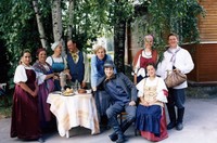 Фольклорно-этнографический театр на днях музея «Кижи» в г.Пудоже. 2005 г