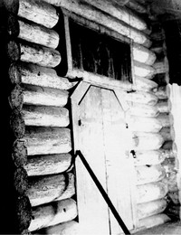 Рис.12. Преображенская церковь. Трапезная. Центральный портал (до 1943 г.)