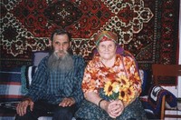 Рис.5. И.В. и А.Ф. Артеевы, п.Мужи (ЯНАО). Фото автора, 2004