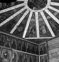 «Небо» и часть иконостаса в часовне Успения Пресвятой Богородицы. 1943 г. Автор фотографии Л. Петтерссон