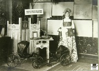 2.	Фотография из альбома о Научно-художественной выставке 1906 г. Национальный музей Республики Карелия.