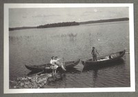 Фотография из книги Ю. М. Наумова „Veneh“ – лодка по-карельски» (фото Й.Арява. 1946 г.)