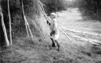 Рис.7. К.А.Березкина на сенокосе. Фото 1985 г. (Из личного архива Л.А.Спицыной)