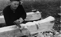Житель д. Ерснево плотник-реставратор Б. Ф. Елупов. 1950. Из фондов музея Кижи