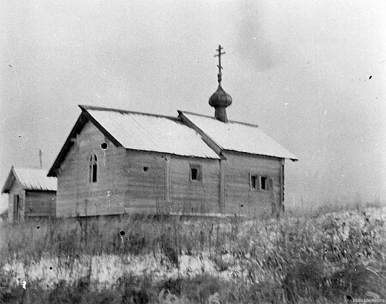 Часовня в д.Вороний Остров. 04.11.1942.