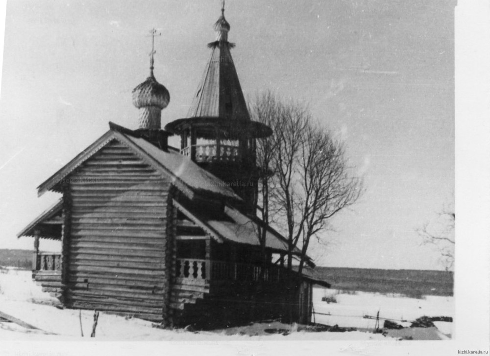 Часовня Петра и Павла в д.Волкостров Медвежьегор.р. Вид с северо-востока.