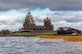 Летний сезон на острове Кижи завершился праздником Покрова Пресвятой Богородицы